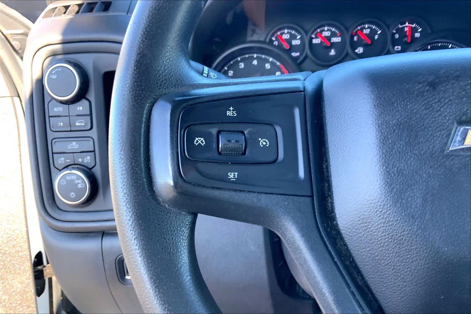 Used 2022 Chevrolet Silverado 1500 Custom AWD/4WD image 24