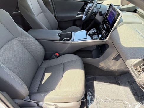 Used 2023 Subaru Solterra AWD image 29