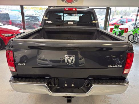 Used 2018 RAM 1500 Classic SLT AWD/4WD image 10