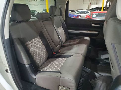 Used 2018 Toyota Tundra SR5 RWD image 19