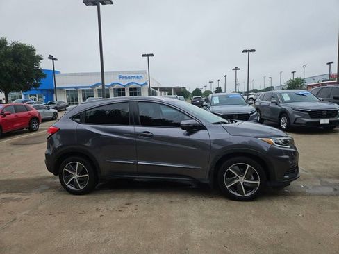 Used 2022 Honda HR-V EX image 4