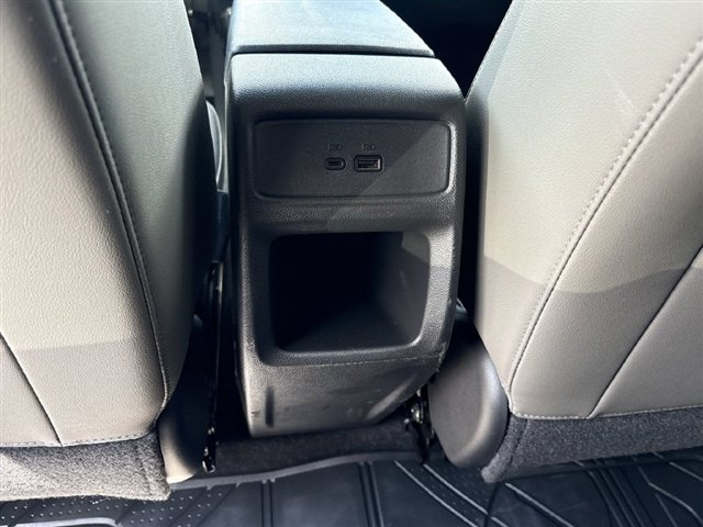 Used 2025 Chevrolet Trax ACTIV w/ Driver Confidence Package FWD image 20