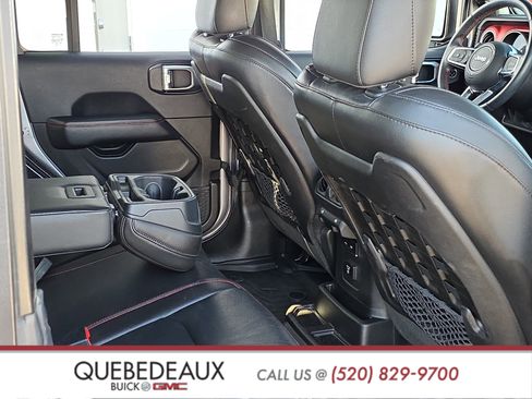 Used 2018 Jeep Wrangler Unlimited Rubicon AWD/4WD image 28