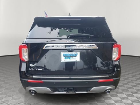 Certified 2021 Ford Explorer Limited w/ Equipment Group 301A image 5