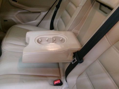 Used 2016 Porsche Macan S image 24