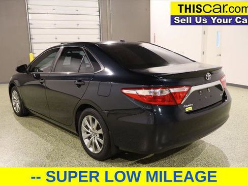 Used 2015 Toyota Camry XLE image 5