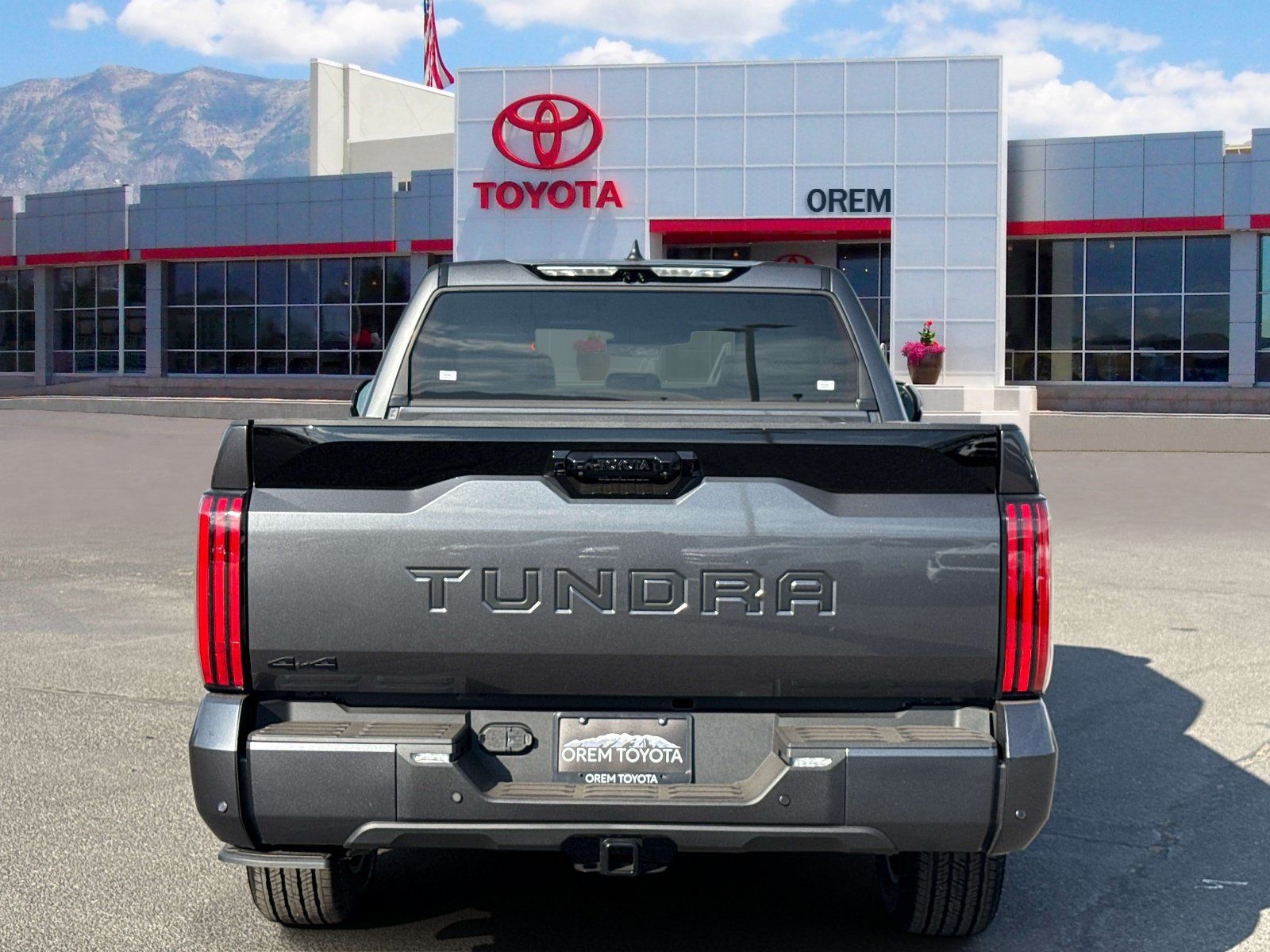 New 2026 Toyota Tundra Platinum AWD/4WD image 4