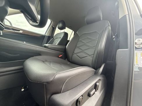 Used 2026 Volkswagen Atlas SE AWD/4WD image 11