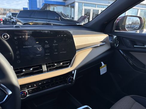 New 2026 Chevrolet Equinox ACTIV w/ Convenience Package III image 25