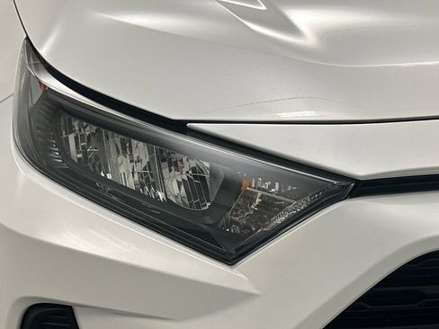Used 2022 Toyota RAV4 LE AWD/4WD image 21