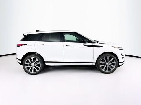 Used 2026 Land Rover Range Rover Evoque Dynamic SE AWD/4WD image 4