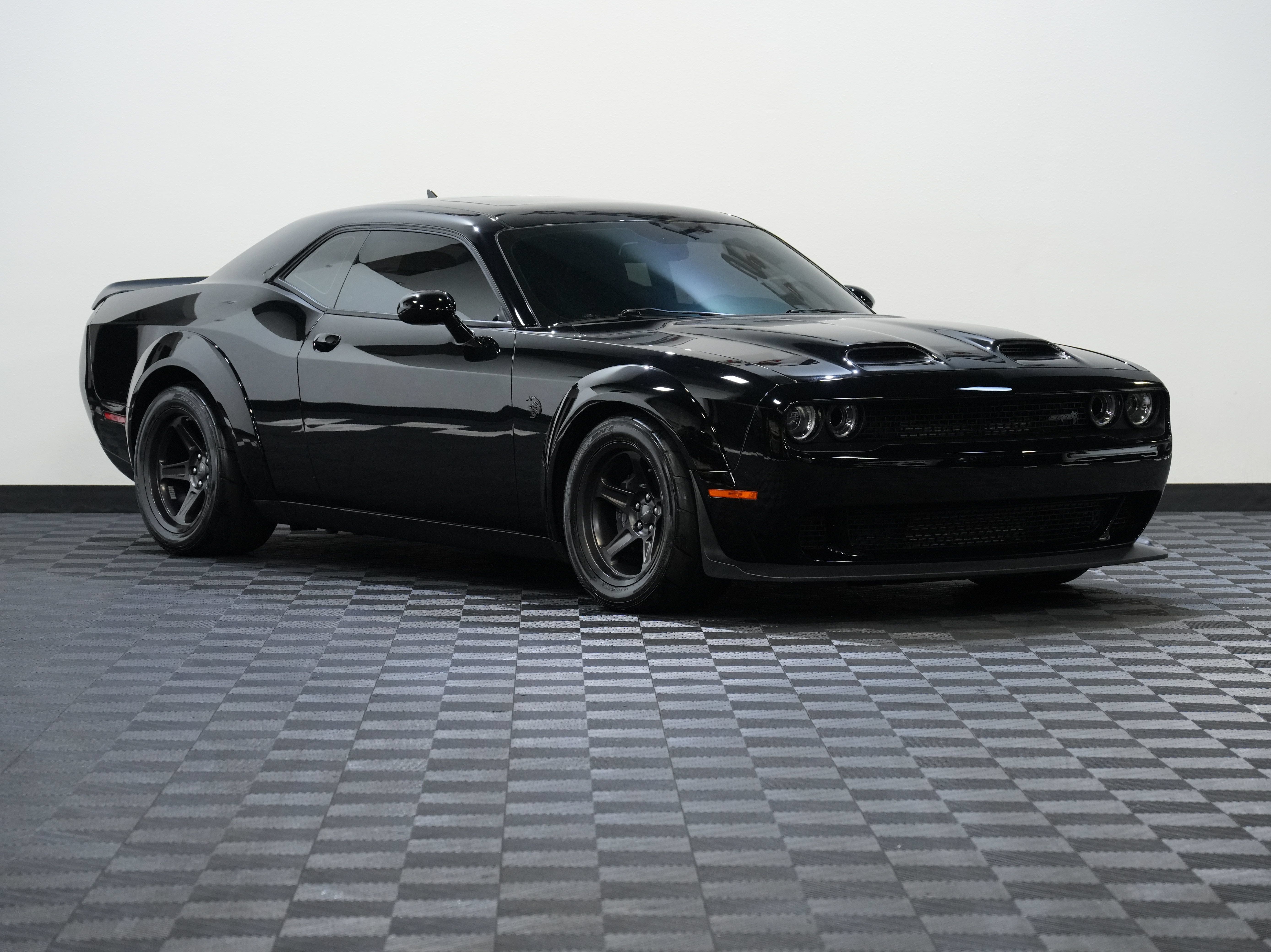 Used 2022 Dodge Challenger SRT Super Stock RWD image 5