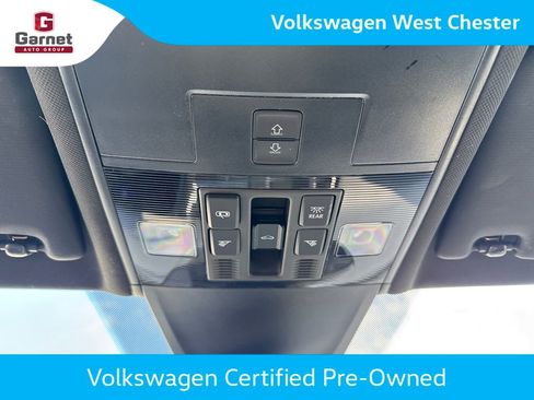 Certified 2023 Volkswagen Tiguan SE R-Line FWD image 35