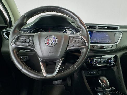 Used 2022 Buick Encore GX Essence FWD image 11