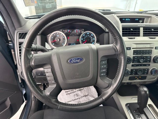 Used 2011 Ford Escape XLT w/ 201A Rapid Spec Order Code FWD image 27