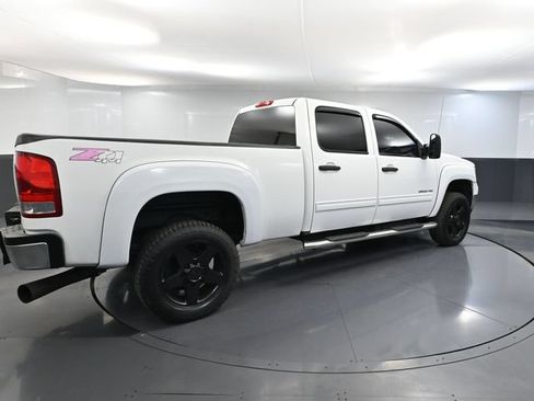 Used 2013 GMC Sierra 2500 SLE AWD/4WD image 4