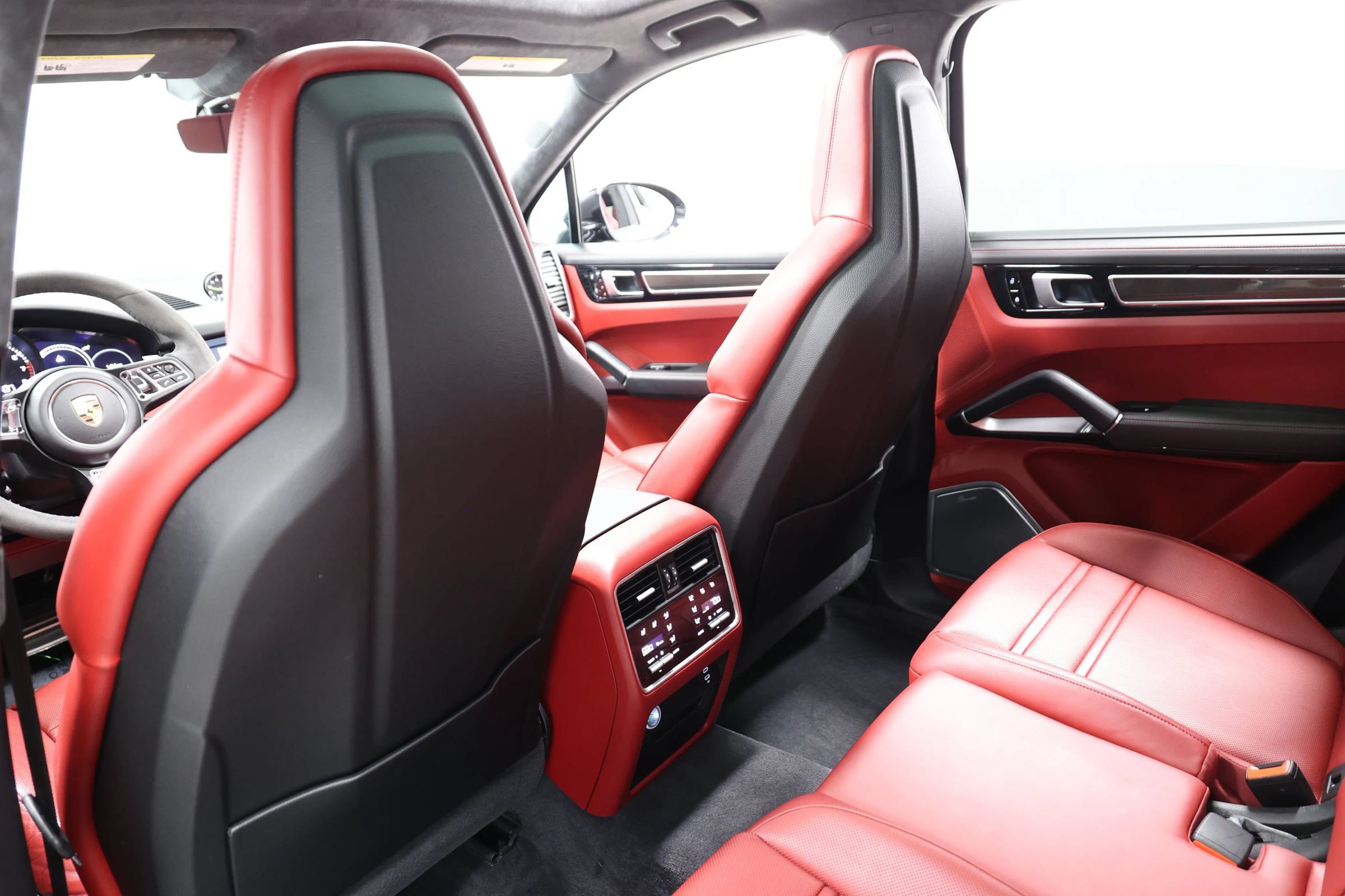 Used 2021 Porsche Cayenne Turbo S AWD/4WD image 67
