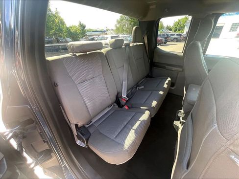 Used 2018 Ford F150 XLT w/ Equipment Group 301A Mid AWD/4WD image 19