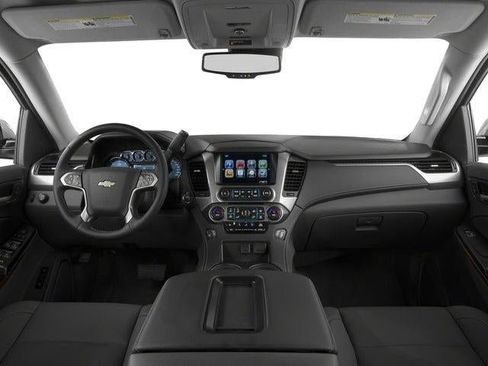 Used 2017 Chevrolet Suburban LT AWD/4WD image 8