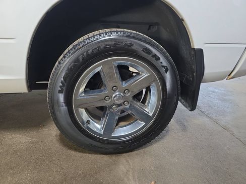 Used 2013 RAM 1500 Express AWD/4WD image 33