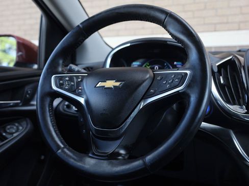 Used 2017 Chevrolet Volt Premier w/ Driver Confidence II Package FWD image 27
