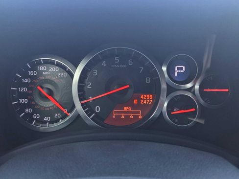 Used 2009 Nissan GT-R Premium image 17