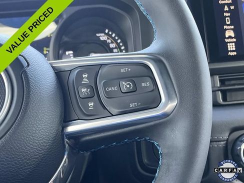 Used 2024 Jeep Wrangler High Altitude AWD/4WD image 29