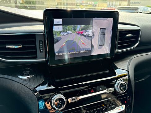 Used 2022 Ford Explorer ST-Line w/ Class IV Trailer Tow Package image 22