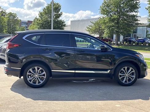 Used 2020 Honda CR-V Touring image 2