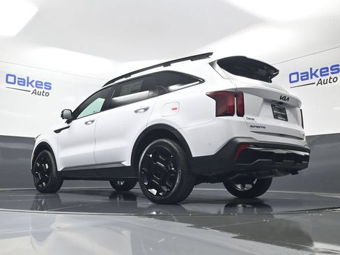 Certified 2026 Kia Sorento SX Prestige AWD/4WD image 47