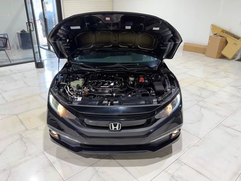 Used 2019 Honda Civic EX image 3