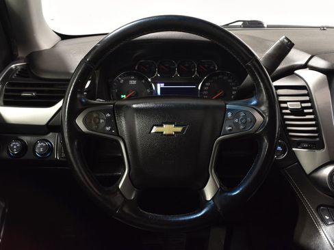 Used 2019 Chevrolet Tahoe LT image 17