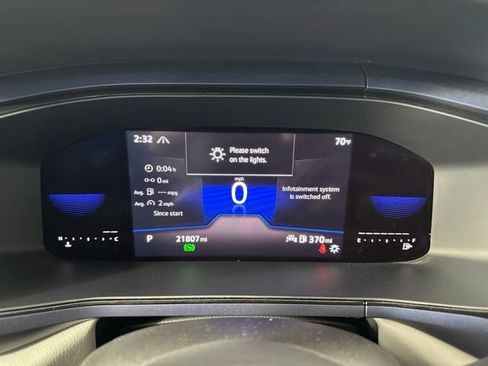 Used 2022 Volkswagen Taos SE AWD/4WD image 17