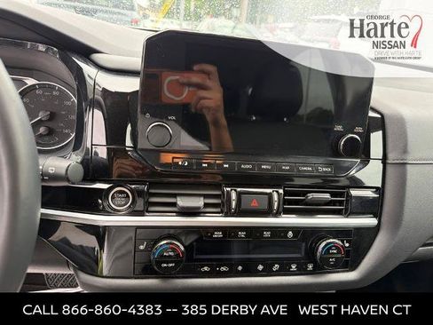 Certified 2023 Nissan Pathfinder SL w/ Lighting Package (N92) AWD/4WD image 15