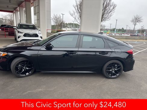 Used 2023 Honda Civic Sport image 15