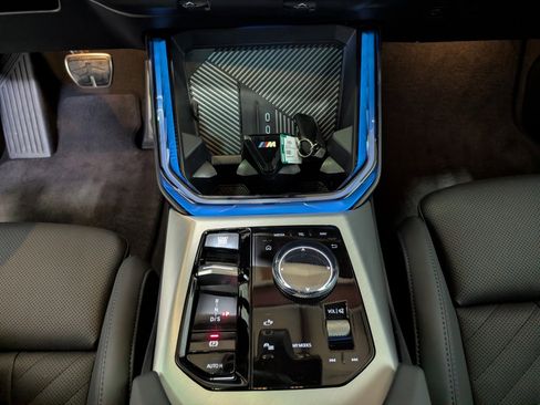 Used 2025 BMW X3 xDrive30i w/ M Sport Package image 21