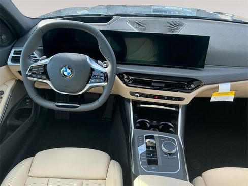 New 2026 BMW 330i xDrive Sedan w/ Premium Package image 10
