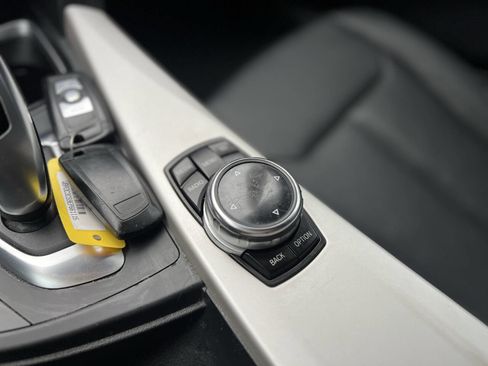 Used 2014 BMW 320i xDrive Sedan image 22