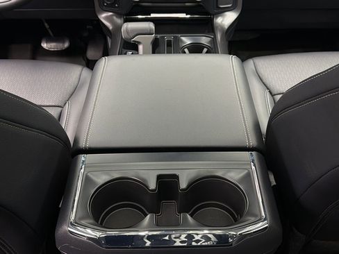 Used 2025 Ford F150 Lariat image 36