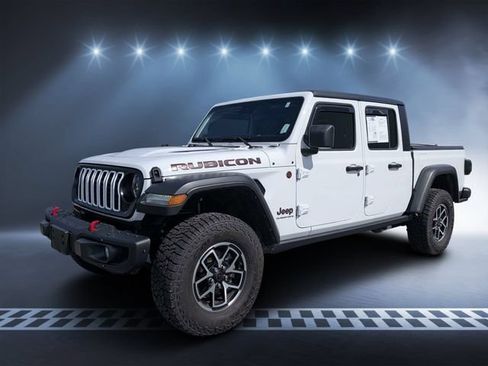Used 2024 Jeep Gladiator Rubicon w/ Steel Bumper Group AWD/4WD image 7