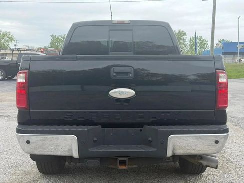 Used 2011 Ford F250 Lariat w/ Lariat Interior Pkg AWD/4WD image 4
