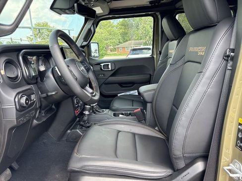 New 2025 Jeep Wrangler Unlimited Rubicon 392 image 16