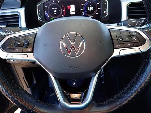 Used 2022 Volkswagen Atlas Cross Sport SEL Premium R-Line image 21