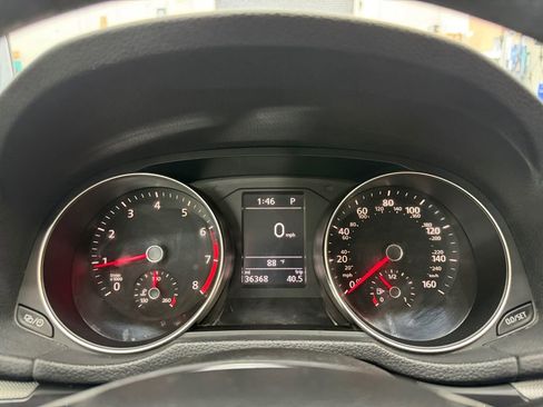 Used 2018 Volkswagen Passat 2.0T R-Line FWD image 14