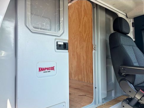 Used 2025 RAM ProMaster 3500 w/ Quick Order Package 22G SLT FWD image 30