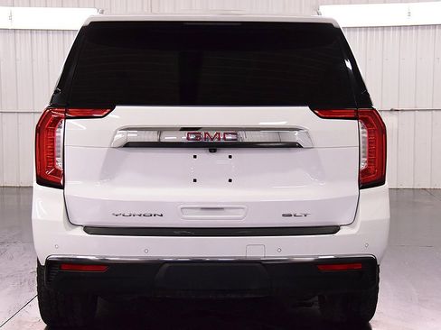 Used 2021 GMC Yukon SLT w/ SLT Premium Package image 6