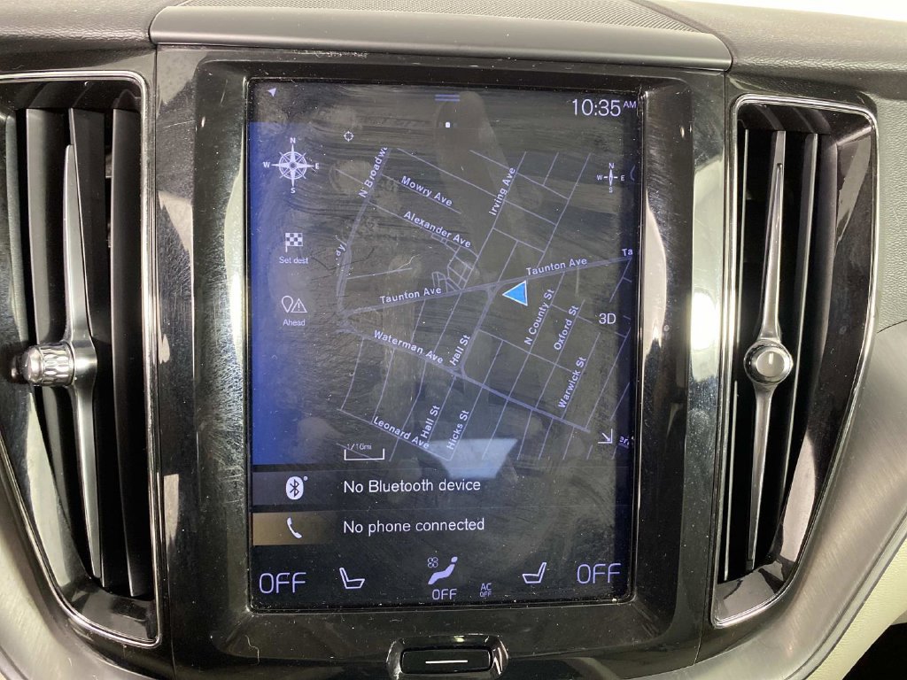 Used 2019 Volvo XC60 T5 Momentum w/ Premium Package FWD image 18
