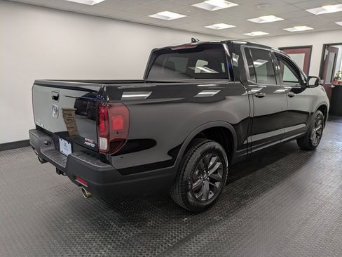 Certified 2023 Honda Ridgeline Sport image 4