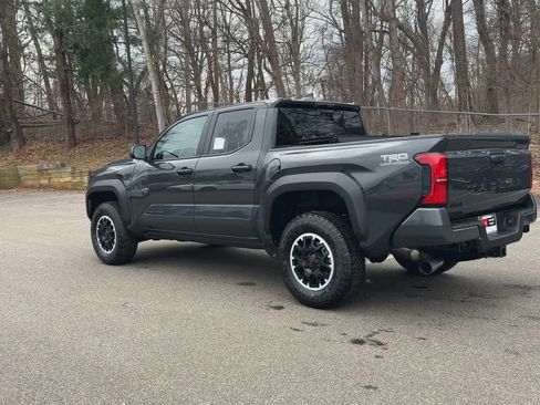 New 2026 Toyota Tacoma TRD Off-Road AWD/4WD image 6