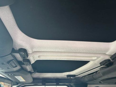 Used 2020 Jeep Wrangler Sport image 20